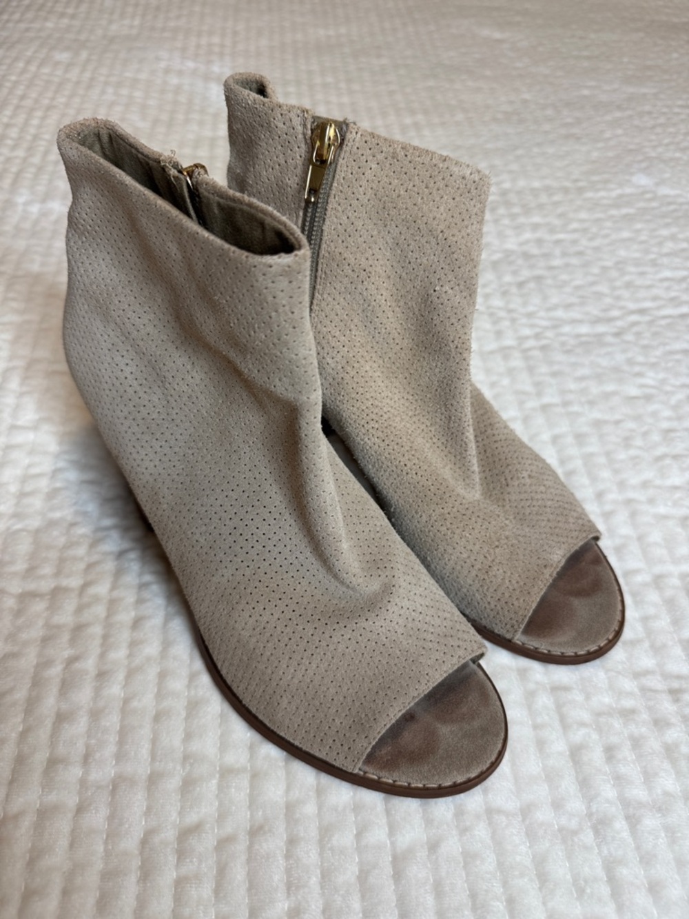 Croma Vintage Open-Toe Perforated Ankle Booties in Light Taupe